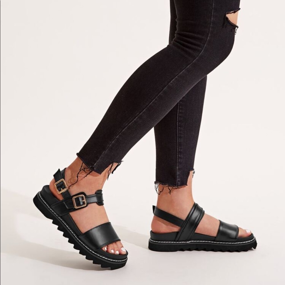 Open Toe Buckle Strap Midform Sandal Size 8